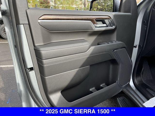 new 2025 GMC Sierra 1500 car, priced at $54,906