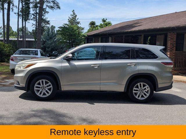 used 2016 Toyota Highlander car, priced at $15,445