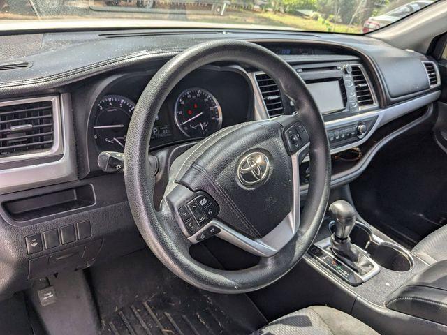 used 2016 Toyota Highlander car, priced at $15,445