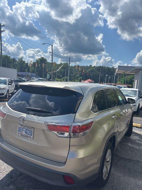 used 2016 Toyota Highlander car, priced at $15,789