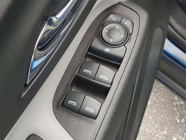 used 2021 Chevrolet Equinox car, priced at $21,053