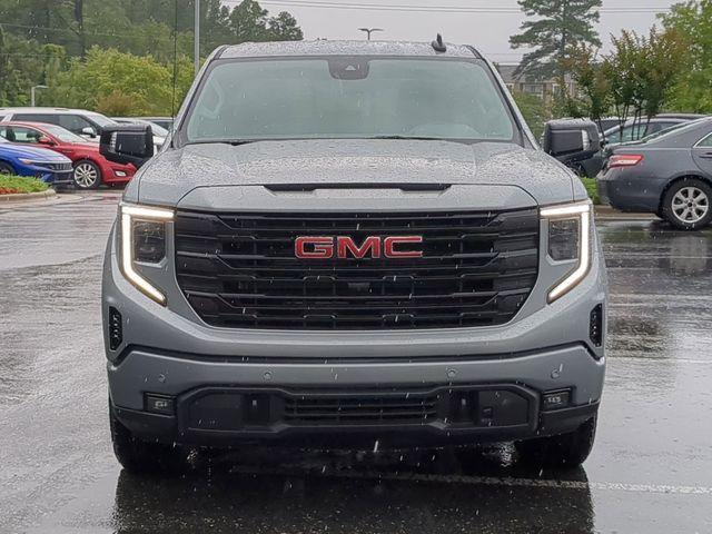 new 2025 GMC Sierra 1500 car, priced at $59,378