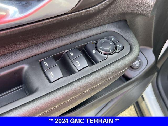 new 2024 GMC Terrain car, priced at $27,578