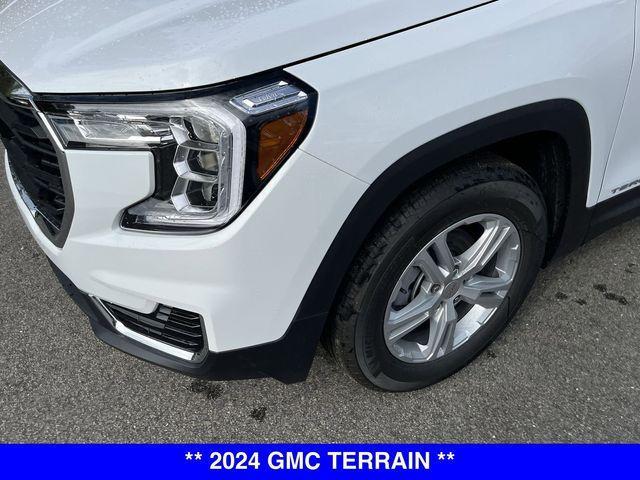 new 2024 GMC Terrain car, priced at $27,578