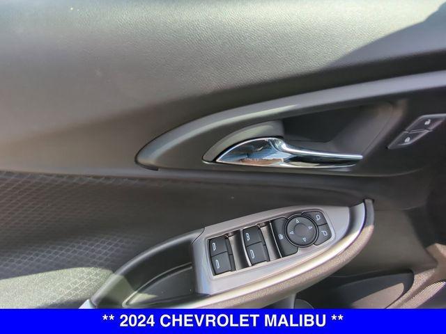 new 2024 Chevrolet Malibu car, priced at $25,102