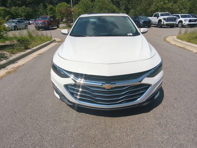 new 2024 Chevrolet Malibu car, priced at $25,102