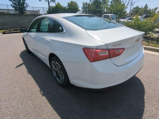 new 2024 Chevrolet Malibu car, priced at $25,102