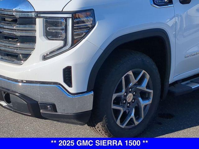 new 2025 GMC Sierra 1500 car, priced at $56,326