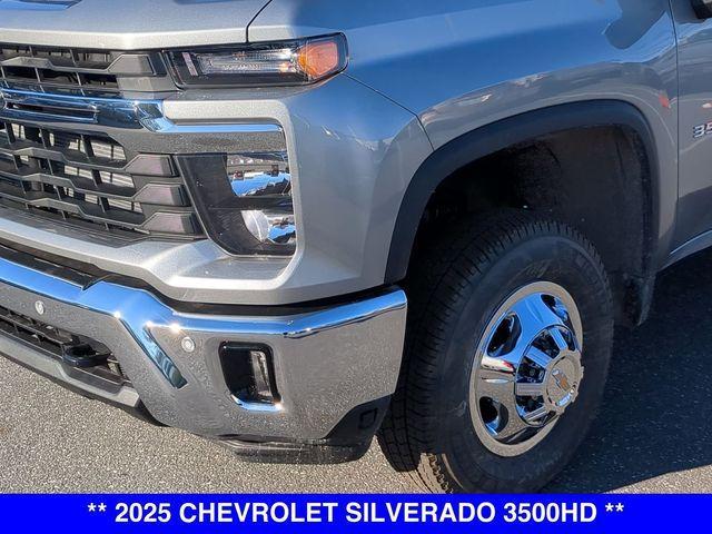 new 2025 Chevrolet Silverado 3500 car, priced at $72,455