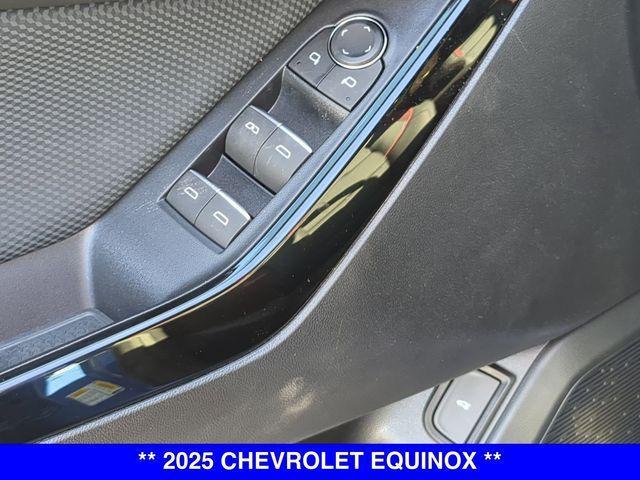 new 2025 Chevrolet Equinox car, priced at $33,600