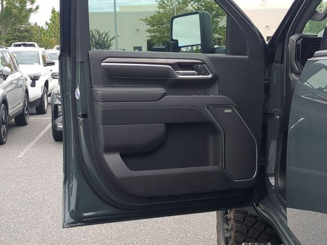 new 2025 Chevrolet Silverado 2500 car, priced at $103,500