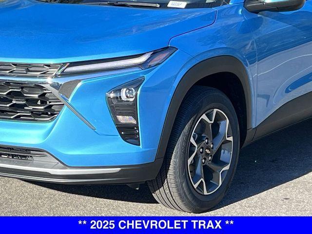 new 2025 Chevrolet Trax car, priced at $23,785