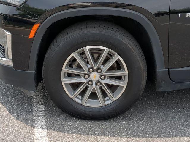 used 2022 Chevrolet Traverse car, priced at $28,148