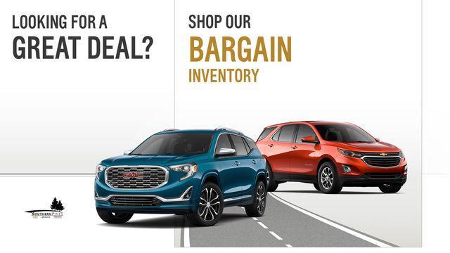 used 2022 Chevrolet Traverse car, priced at $26,997