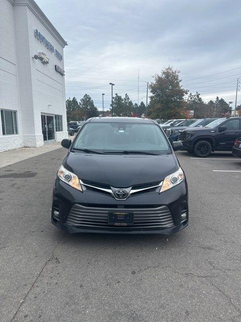 used 2018 Toyota Sienna car, priced at $17,178