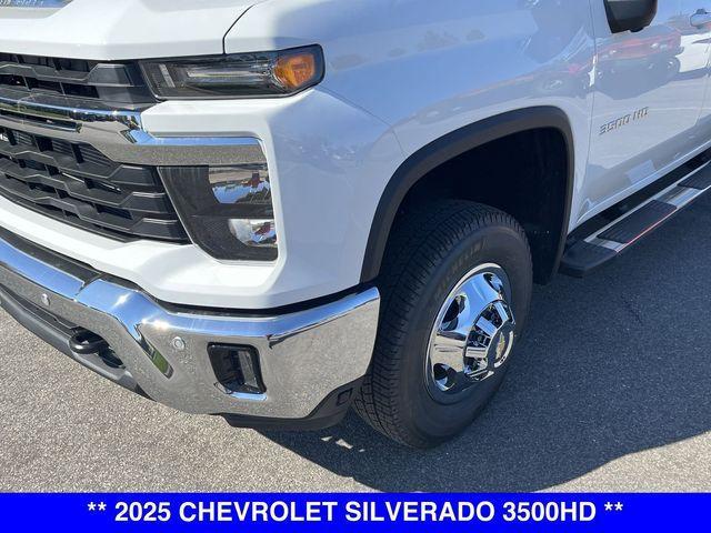 new 2025 Chevrolet Silverado 3500 car, priced at $74,195