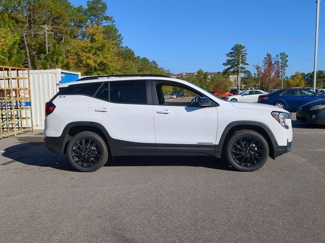 new 2024 GMC Terrain car, priced at $28,528