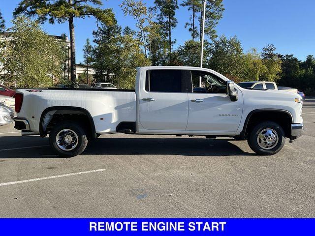 new 2025 Chevrolet Silverado 3500 car