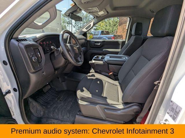 used 2024 Chevrolet Silverado 1500 car, priced at $33,987