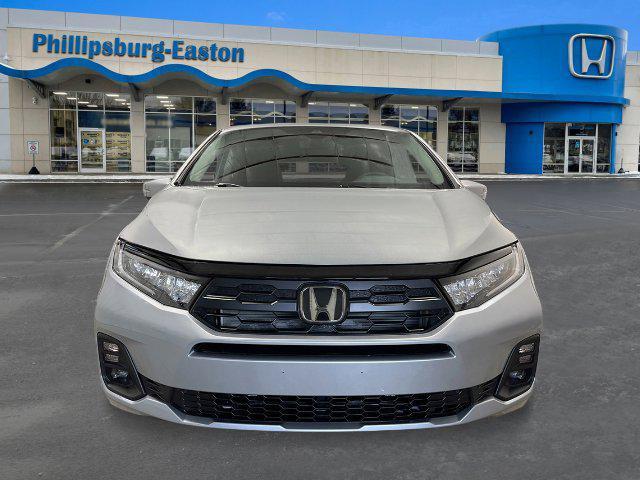 new 2026 Honda Odyssey car, priced at $44,290