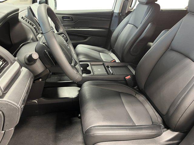new 2026 Honda Odyssey car, priced at $44,290