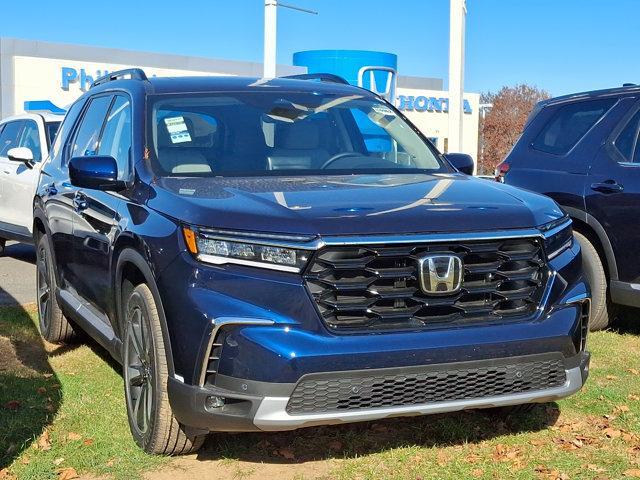 new 2025 Honda Pilot car, priced at $50,995