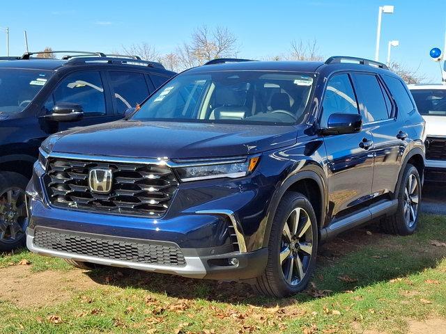 new 2025 Honda Pilot car, priced at $50,995