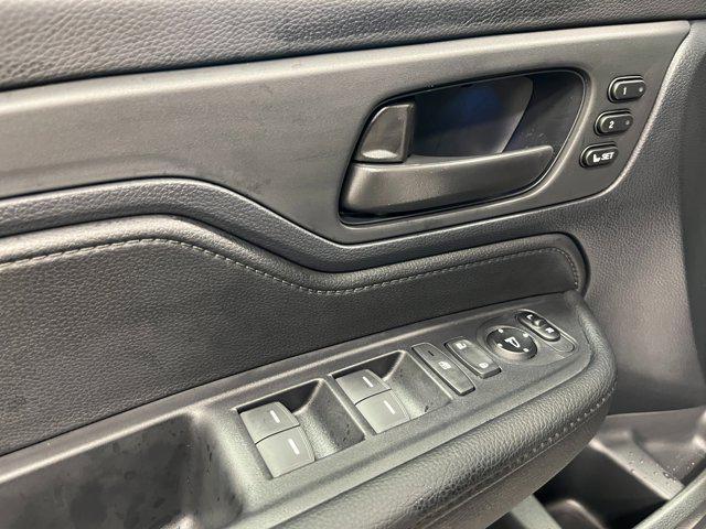 new 2025 Honda Odyssey car, priced at $45,055