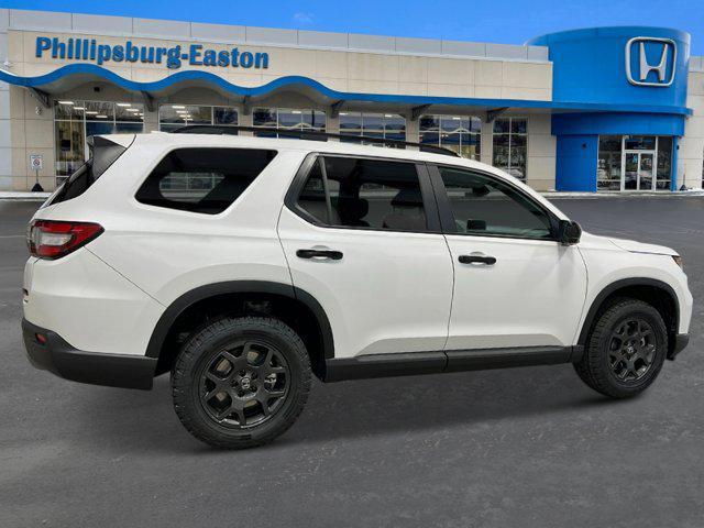 new 2025 Honda Pilot car, priced at $51,305