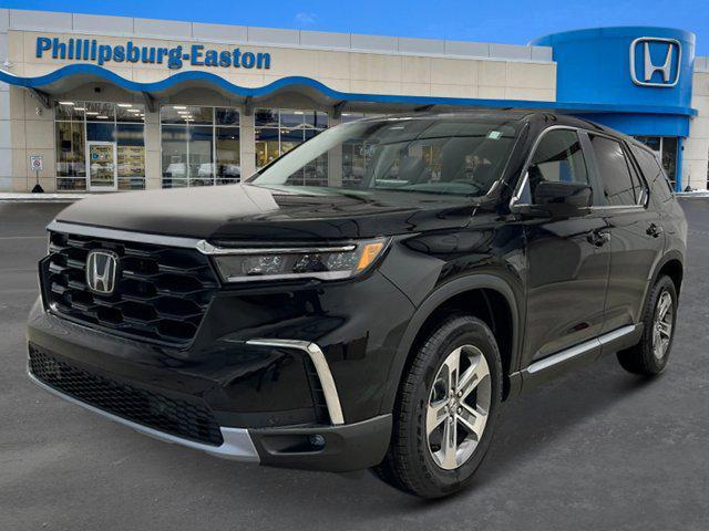 new 2025 Honda Pilot car, priced at $46,995