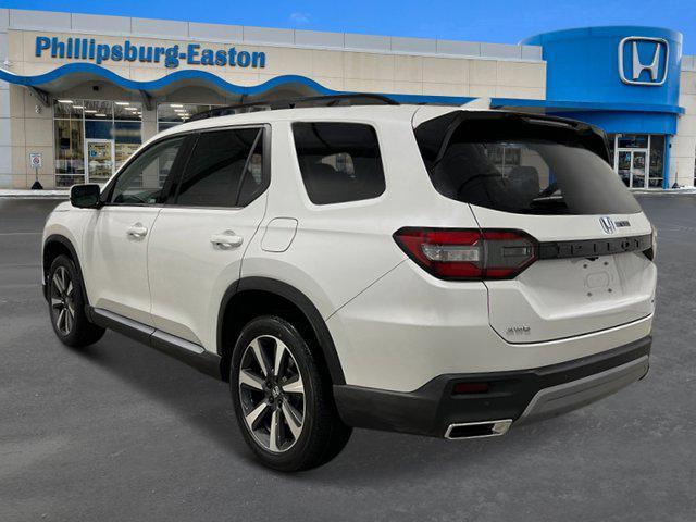 new 2025 Honda Pilot car, priced at $55,030