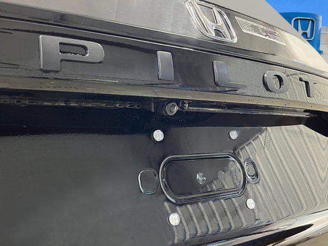 new 2025 Honda Pilot car, priced at $57,750