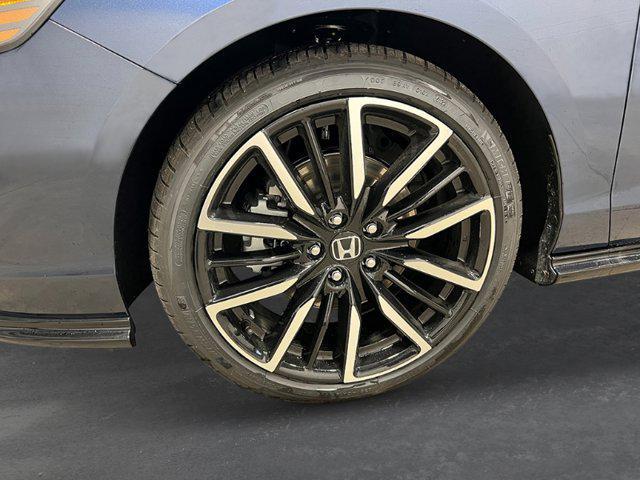new 2025 Honda Accord Hybrid car, priced at $40,450
