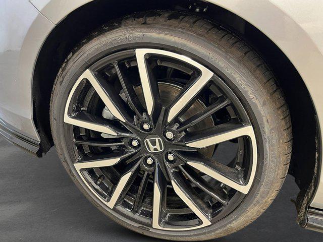 new 2025 Honda Accord Hybrid car, priced at $40,495