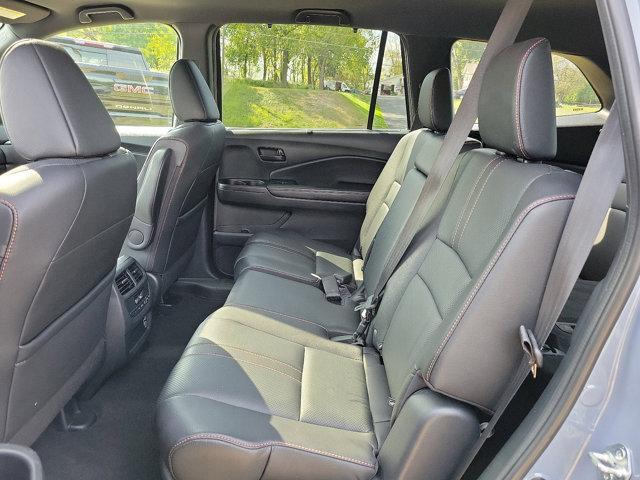 used 2022 Honda Pilot car, priced at $32,887