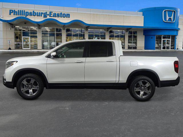 new 2025 Honda Ridgeline car, priced at $45,385