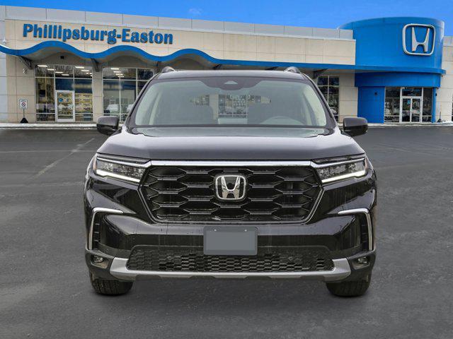 new 2025 Honda Pilot car, priced at $52,950