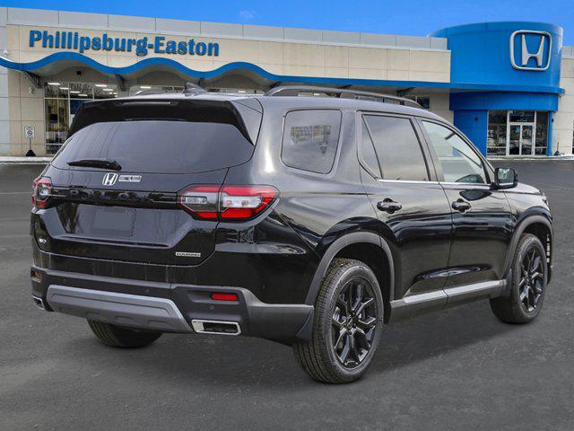 new 2025 Honda Pilot car, priced at $52,950
