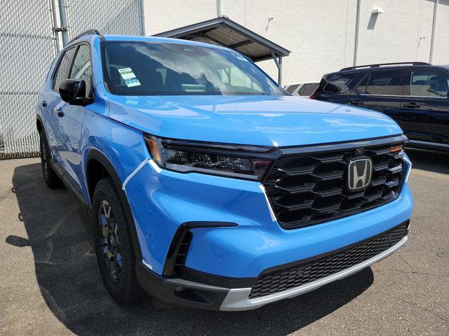 new 2025 Honda Pilot car, priced at $51,735