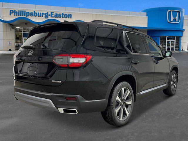 new 2025 Honda Pilot car, priced at $51,050