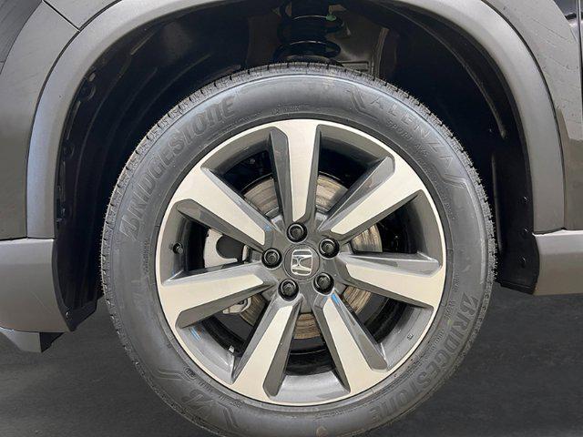new 2025 Honda Pilot car, priced at $54,530