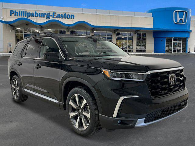 new 2025 Honda Pilot car, priced at $54,530
