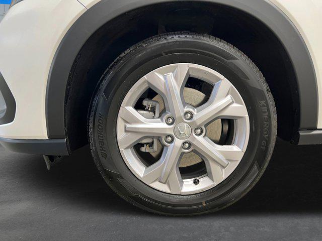 new 2025 Honda HR-V car, priced at $28,750