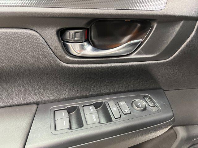 new 2026 Honda CR-V Hybrid car, priced at $40,650