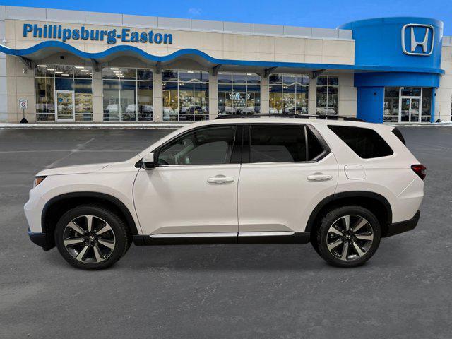 new 2025 Honda Pilot car, priced at $51,505