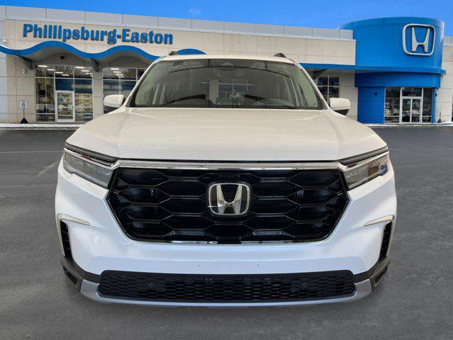 new 2025 Honda Pilot car, priced at $51,505