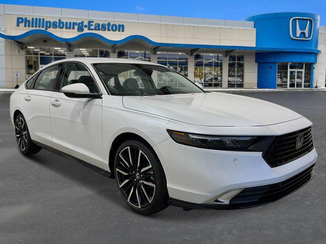 new 2025 Honda Accord Hybrid car, priced at $40,905