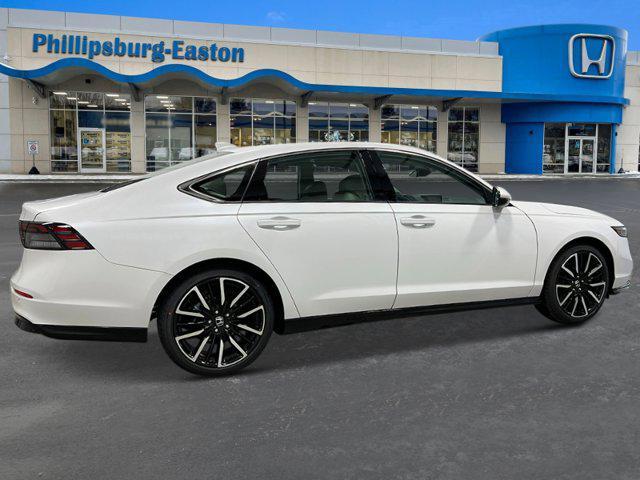 new 2025 Honda Accord Hybrid car, priced at $40,905