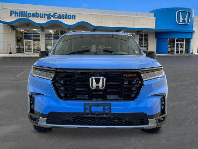 new 2025 Honda Pilot car, priced at $51,305