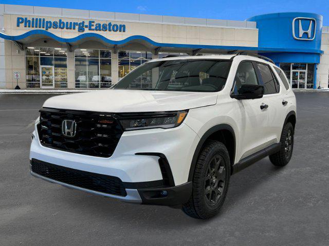 new 2025 Honda Pilot car, priced at $51,250